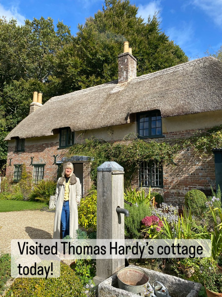 JaneCorryAuthor's tweet photo. I’ve always loved Thomas Hardy’s  books, but today I learned more about the man behind them. Publishing has changed so much since his day. Talking of which, my Penguin best-sellers ‘I DIED ON A TUESDAY’ is 99p
For a limited period . Just click here! https://t.co/so9Lo8XnXq https://t.co/Y6oOOeRYur