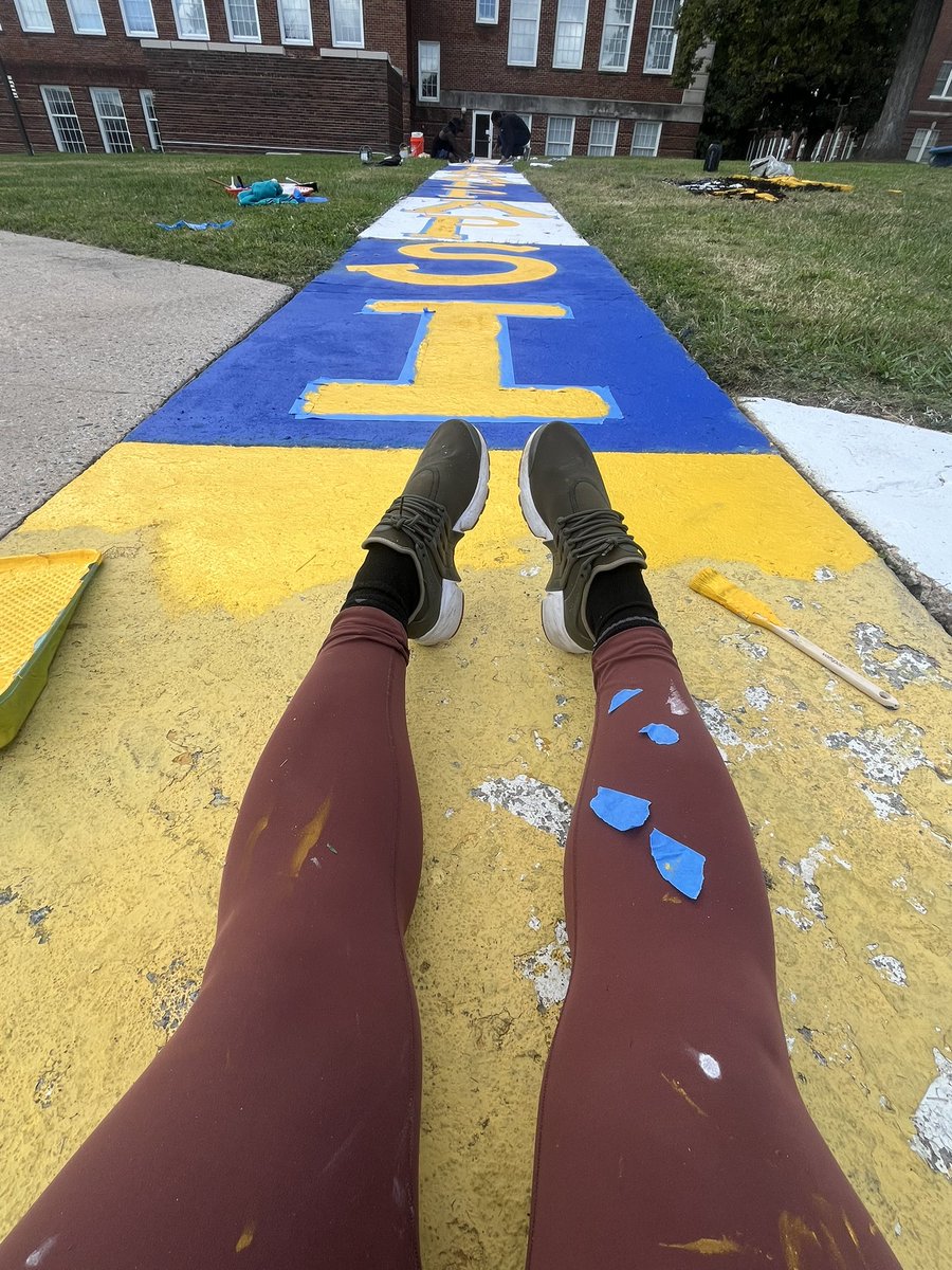 Todgi, The Black Onion tweet media