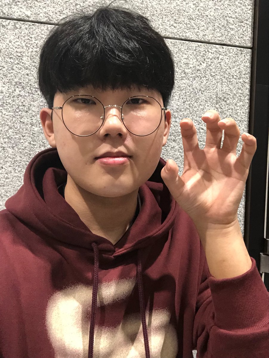 모비즌 tweet media