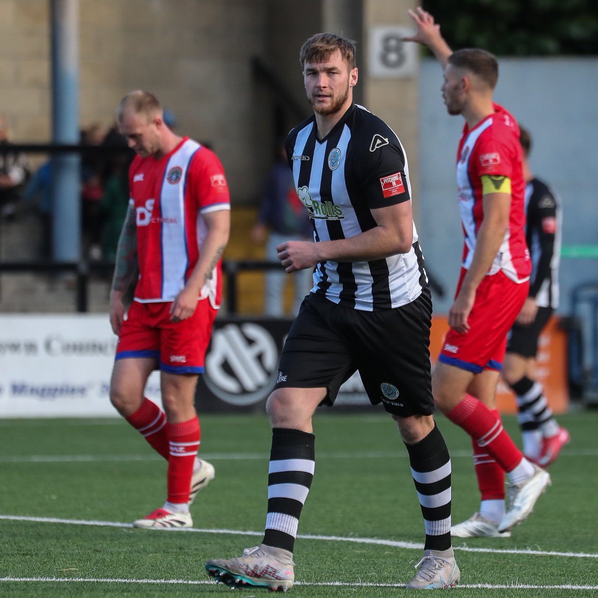 Our newest No 9 🧤👀

👊 <a href="/gerardbenfield1/">Gerard Benfield</a> 

📸: <a href="/philstandfield1/">phillip standfield</a> 

#WeAreDorch ⚫️⚪️