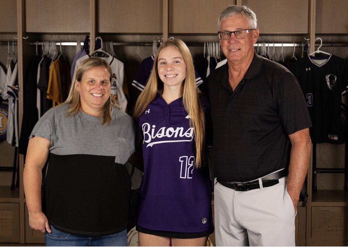 addie bryant (@addiebryant09) on Twitter photo Had a great time this past weekend at Lipscomb University! Thank you to the coaches and players for everything! 💜💛 <a href="/Coach_Buck16/">Buck</a> <a href="/CoachBooDickey/">Boo Dickey</a> <a href="/coach_higg/">Lauren Higginbotham</a> <a href="/CoachKRyman/">Kristin Ryman</a> <a href="/MikeVelotta5/">Mike Velotta</a> <a href="/sluggersvelotta/">Louisville Lady Sluggers 09 Velotta</a> <a href="/LadySluggersOrg/">Louisville Lady Sluggers</a> <a href="/awgrogs/">Adam Grogan</a> Had a great time this past weekend at Lipscomb University! Thank you to the coaches and players for everything! 💜💛 <a href="/Coach_Buck16/">Buck</a> <a href="/CoachBooDickey/">Boo Dickey</a> <a href="/coach_higg/">Lauren Higginbotham</a> <a href="/CoachKRyman/">Kristin Ryman</a> <a href="/MikeVelotta5/">Mike Velotta</a> <a href="/sluggersvelotta/">Louisville Lady Sluggers 09 Velotta</a> <a href="/LadySluggersOrg/">Louisville Lady Sluggers</a> <a href="/awgrogs/">Adam Grogan</a>