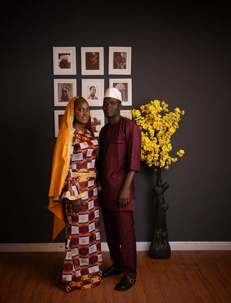 borokinisola's tweet image. When @Canon users are out here balling and creating magic, @Nikon users are busy scrambling for scrubs @pakconcept , this league isn’t for you 

Are  #TeamNikon or #TeamCanon?
Let’s settle this once and for all!

#TheLensWarsByPakconceptxborokini