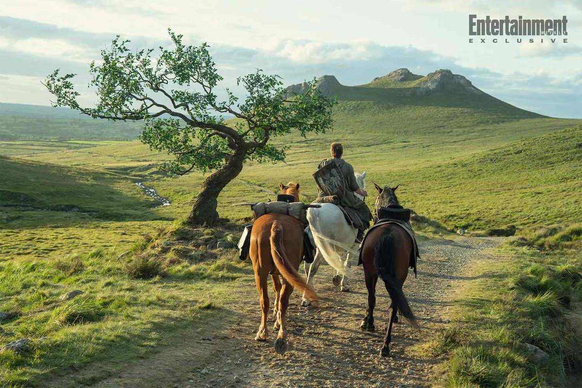 🚨 VAI EMOCIONAR: Primeira imagem oficial da nova série derivada de Game of Thrones

‘O Cavaleiro dos Sete Reinos’ vai acompanhar as aventuras de Dunk &amp; Egg. Estreia em JANEIRO!