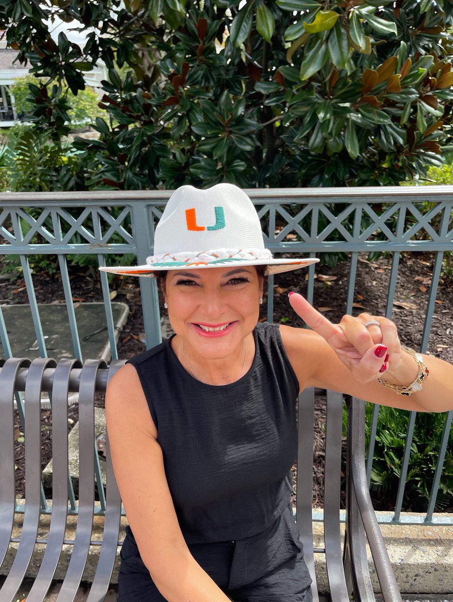Let’s go CANES! ⁦<a href="/MiamiHurricanes/">Miami Hurricanes</a>⁩ ⁦<a href="/CanesFootball/">Miami Hurricanes Football</a>⁩