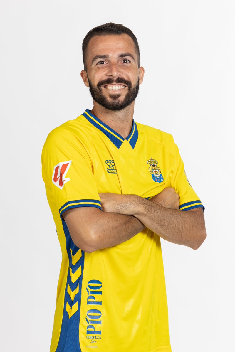 😍 NADA supera al hecho de volver a tenerte en una convocatoria ocho meses y dos días después de tu último partido disputado. ¡Inmensamente felices por ti, Kirian! 🫶🏽😃

#LasPalmasCádiz #LaUniónHaceLasPalmas #SeremosMásUnión <a href="/LaLiga/">LALIGA</a> <a href="/LaLiga2/">LALIGA HYPERMOTION</a>