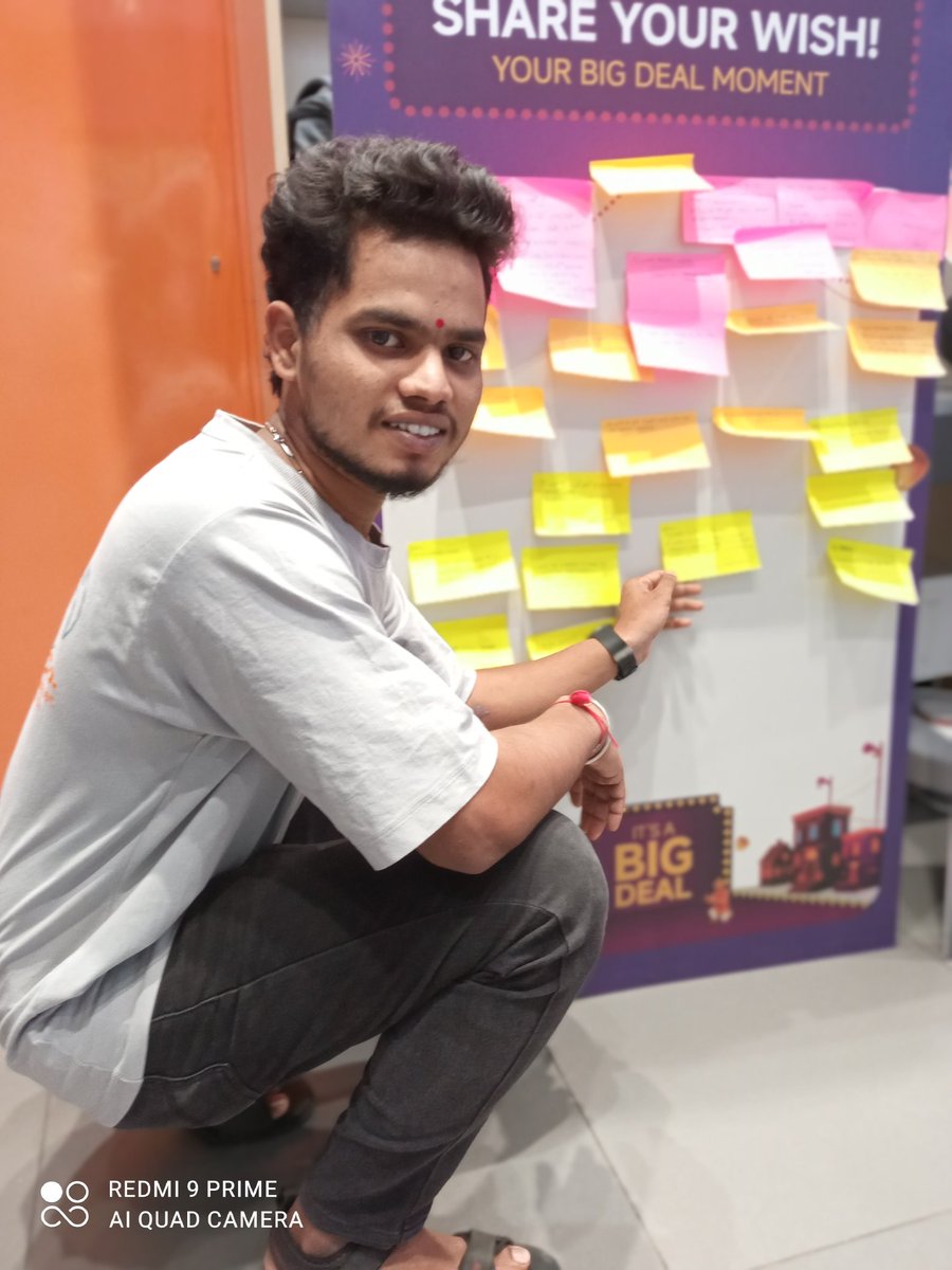 Pranay8051's tweet photo. Visited the Mi Store to make my Diwali wish come alive 🎁
Thank you #XiaomiIndia for spreading festive cheer with #DiwaliWithXiaomi ✨#xiaomiindia #redmiindia #xfcpune https://t.co/z1knO5Hxej
