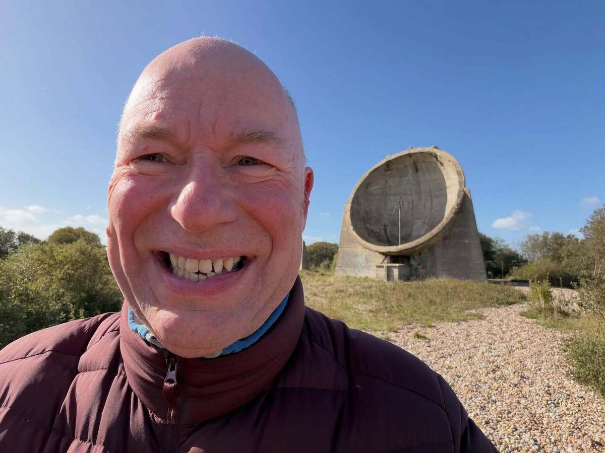 Timothy_Hughes's tweet image. Denge acoustic mirrors / sound mirrors - Dungeness #dungeness #kent #Lydd #southeastcoast #england #folkestone #denge #listeningears #acousticmirrors #earlywarningsystem #earlywarning #rspb #raf #gravelpit #airdefense #airdefencesystem #ads #beach #dunge… instagr.am/p/DPb7HbRCEgm/