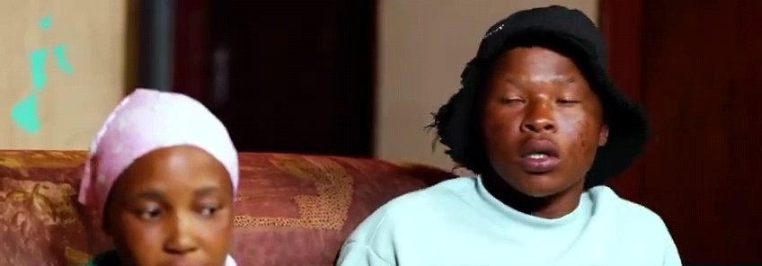 sim_bells's tweet image. She&apos;s not allowed to be outside...

Not supposed to be withh her friends... 😭😭😭🤧💔
#Lenyalolethata