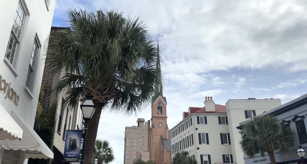 LorenzoPedro's tweet image. 👋🏽 Hello from Charleston! The @Hunt_Institute is proud to welcome the inaugural cohort of the SC Hunt State Policy Fellows. Fellows are diving into early learning—because every child’s first steps in education start with investing in our littlest learners. #SCHSPF #sced #scpol