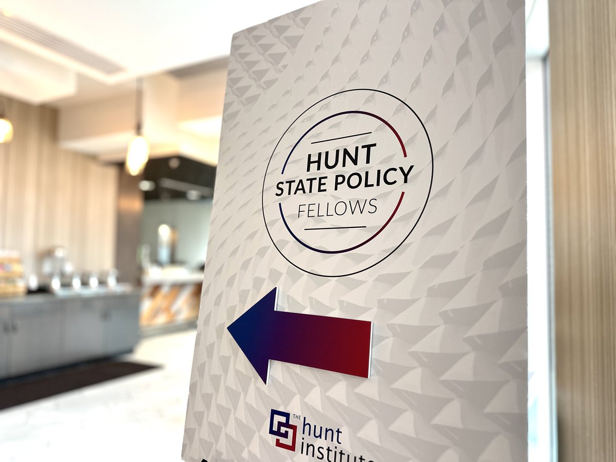LorenzoPedro's tweet image. 👋🏽 Hello from Charleston! The @Hunt_Institute is proud to welcome the inaugural cohort of the SC Hunt State Policy Fellows. Fellows are diving into early learning—because every child’s first steps in education start with investing in our littlest learners. #SCHSPF #sced #scpol