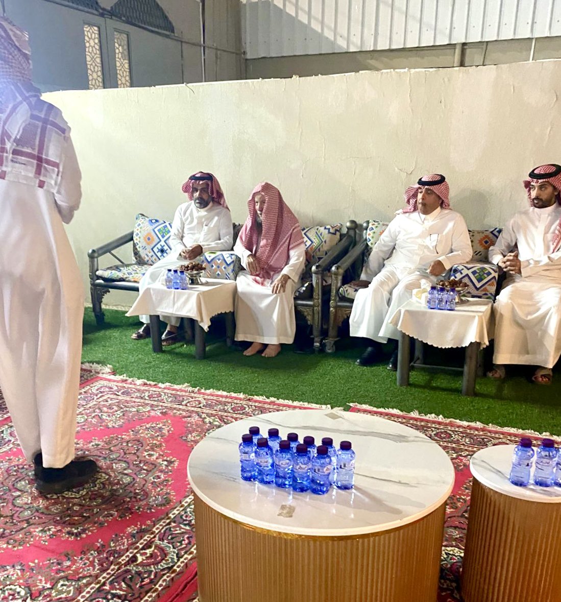 محمد الخمسان (@moh4880) on Twitter photo شكرًا لسعادة مدير تعليم منطقة حائل أ. عمر هجاد الغامدي على حضوره ومواساته لنا في فقيدتنا مع منسوبي #تعليم_حائل فلهم منا جزيل الشكر والعرفان على مشاعرهم الطيبة ومواساتهم الكريمة.
<a href="/omaralghamdi3/">عمر هجاد الغامدي</a> شكرًا لسعادة مدير تعليم منطقة حائل أ. عمر هجاد الغامدي على حضوره ومواساته لنا في فقيدتنا مع منسوبي #تعليم_حائل فلهم منا جزيل الشكر والعرفان على مشاعرهم الطيبة ومواساتهم الكريمة.
<a href="/omaralghamdi3/">عمر هجاد الغامدي</a>