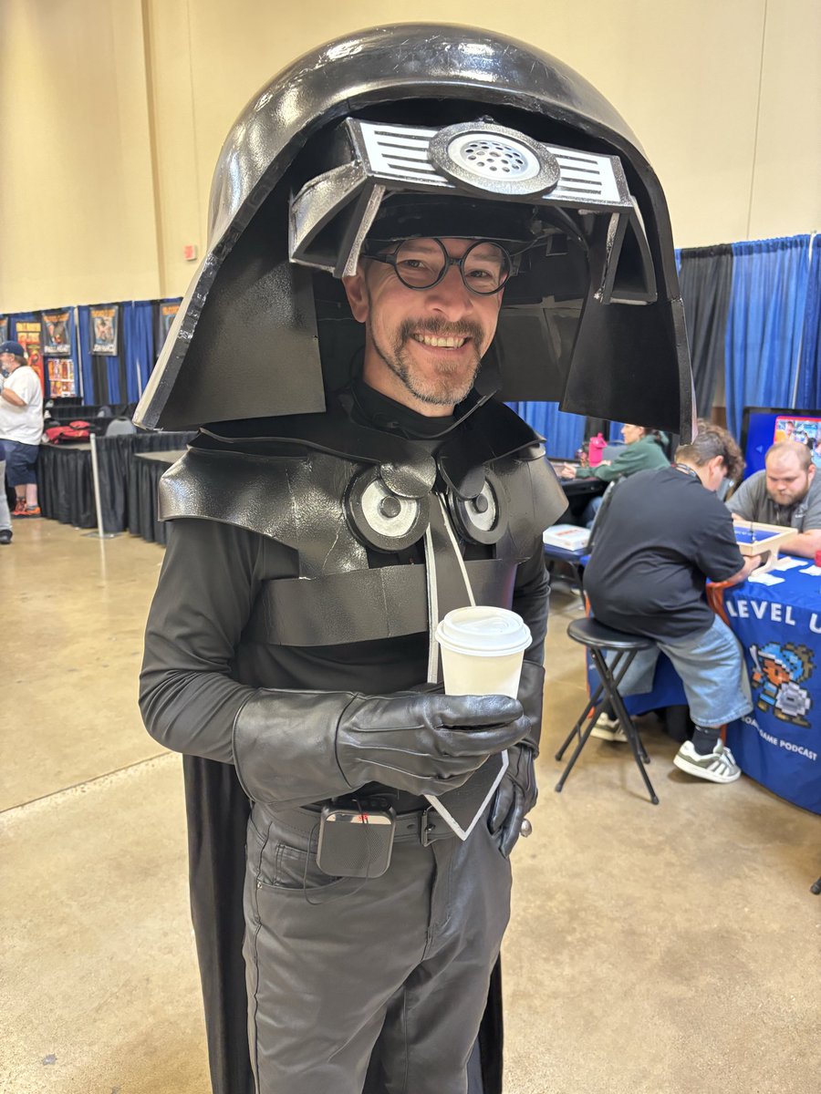 Mark_Meer's tweet image. “Evil will always triumph, because good is dumb.”
-Dark Helmet
(spotted at @PGX_PghGameExpo) 

#PittsburghGamingExpo #Spaceballs #DarkHelmet #cosplay