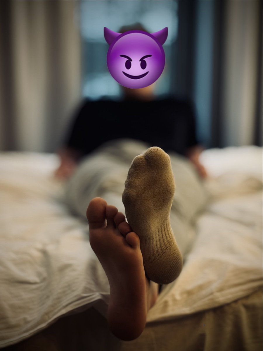 This is the closest you’ll get unless you pay up, loser.😵‍💫💸 Which one will you worship first, the bare or the sock?