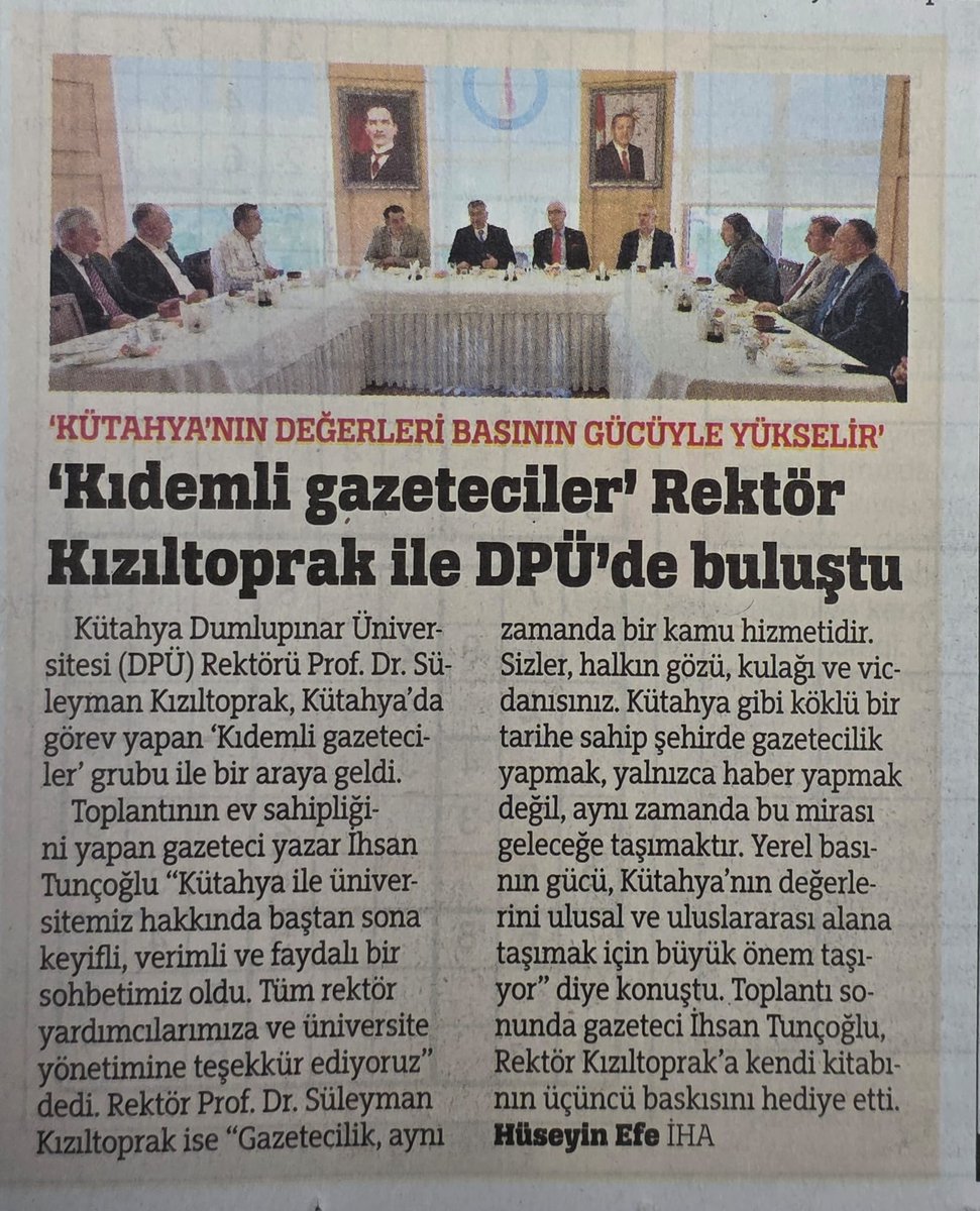 Kütahya'lı kıdemli Gazeteciler grubu Rektör Prof.Dr Süleyman KIZILTOPRAK'la;
Çalışma yemeğinde bulustular
Rektörlük Şeref Salonunda yapılan buluşmada Üniversite hk verimli  bir görüşmemiz oldu 
Kitabımın 3.Baskısından takdim ettim 
Teşekkürler..
<a href="/suleymankzltprk/">Süleyman Kızıltoprak</a> 
<a href="/huseyinefe43/">Hüseyin Efe</a>