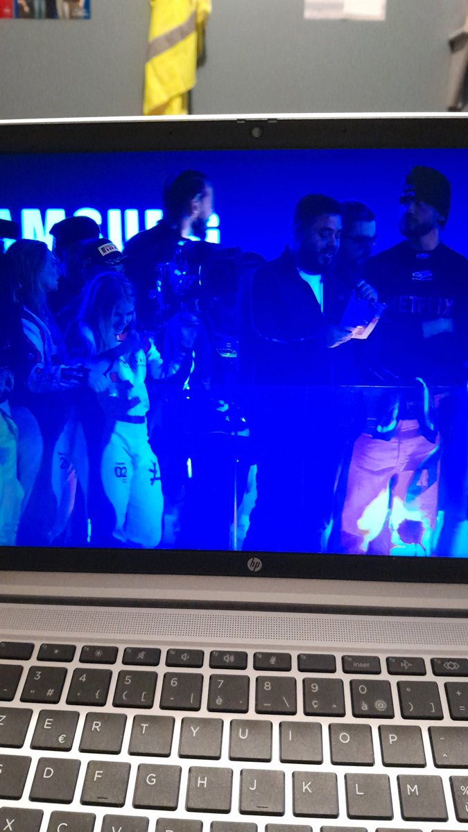Je suis en train de pleurer purée j'arrive pas à croire que The Last Race sois le dernier GP 🥲❤️

#GPExplorer3