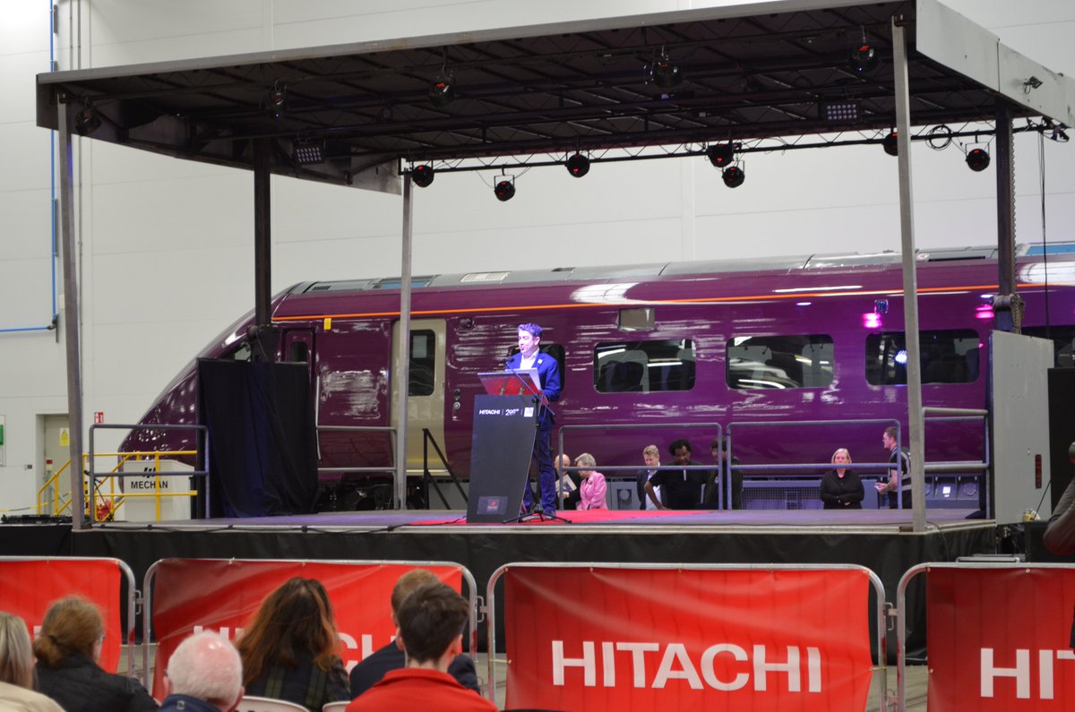 Class8xx's tweet image. Thank you for all those @HitachiRailENG and partners that made the day possible. So much to see sadly missed speak to you @huwsdavis and @DavidHorne, but the team members for Hitachi all friendly and open #Railway200