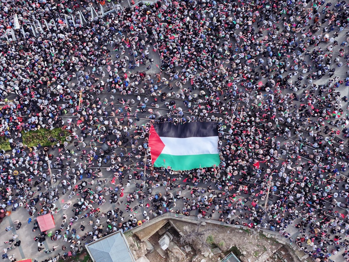 Zafer inananlarındır☝️🏻🇯🇴

#ÖzgürlüğeYürüyoruz