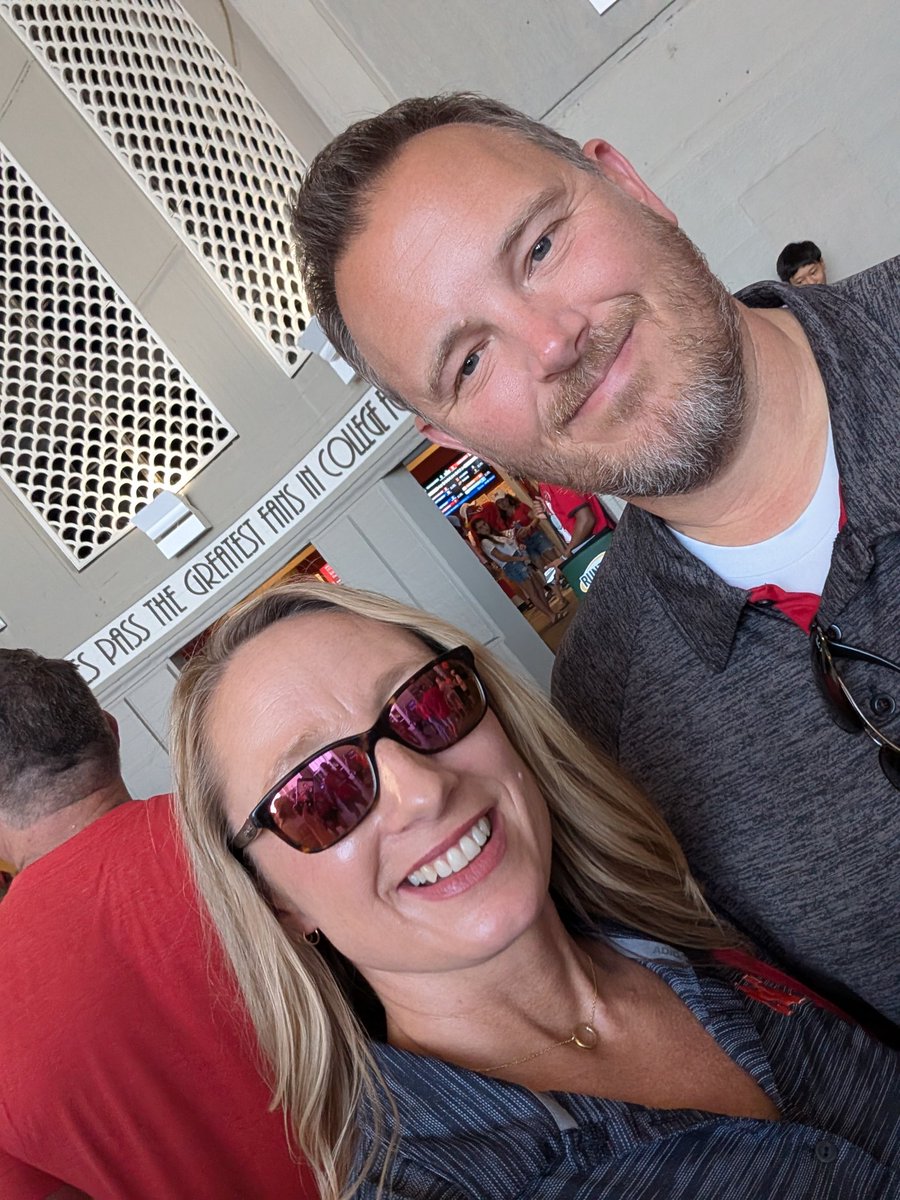 Shari Veil tweet media