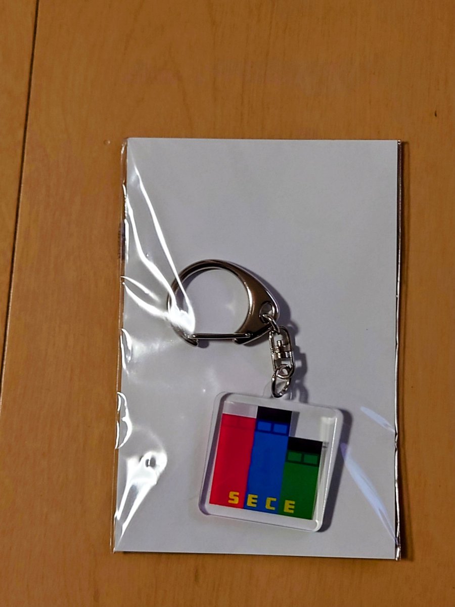 zo53746757's tweet image. 善導寺ステージのオーラスは2人の🎹と🥁の凄腕インストトリオ「SECE」でした！
ライブは今回で2回目でしたが変則リズムとサウンドがあいにくの☂️の中メチャ心地良かった！
今月10日にピークでも観れる予定なので楽しみだ！
戦利品はキーホルダーでした！
#郡山市音楽の日2025
#SECE