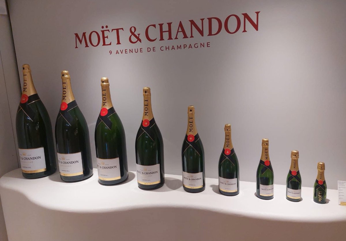 Max222228's tweet photo. #champagne #Reims https://t.co/NaRlL4OvBF