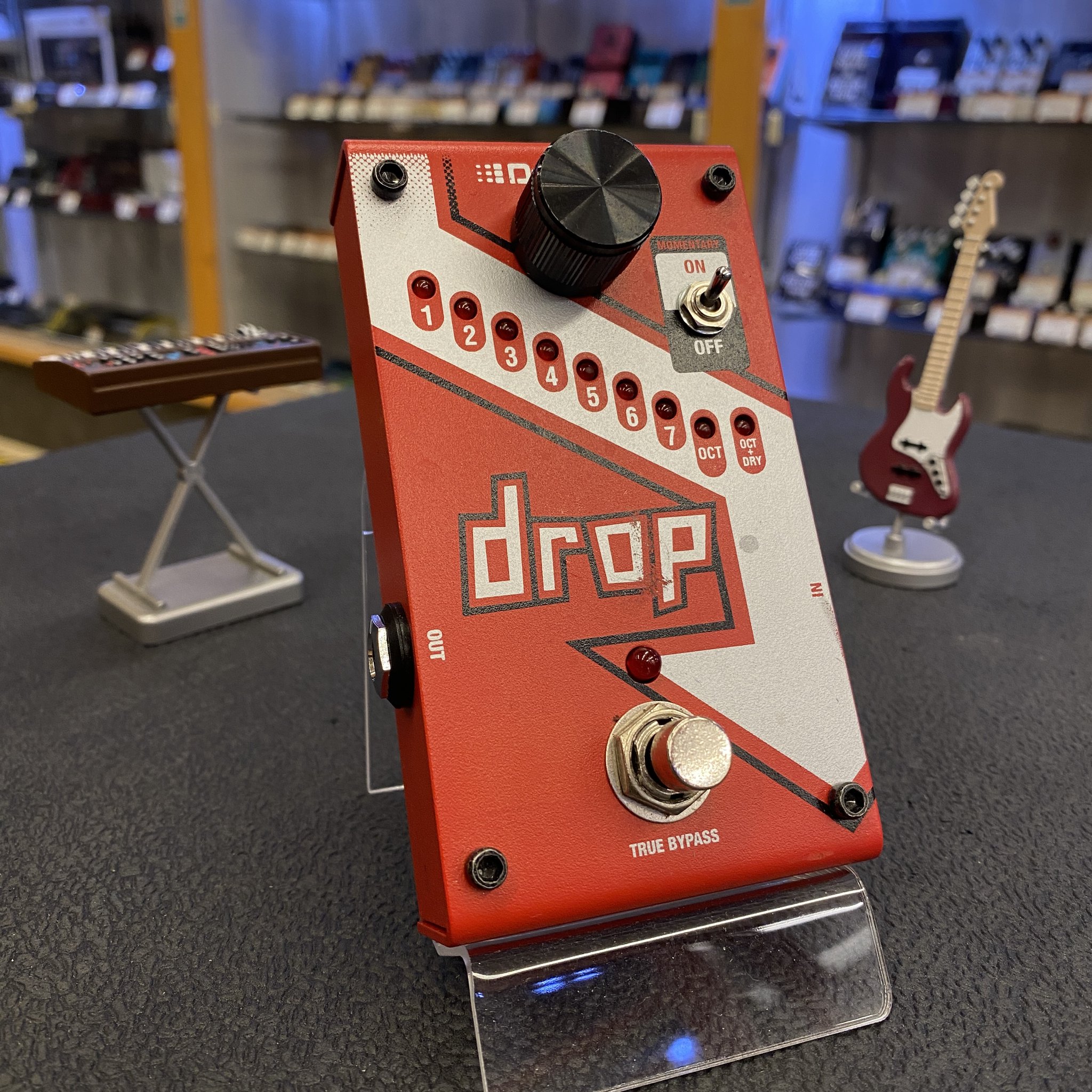 ギター Digitech Drop DigiTech Black Drop｜半音〜1オクターブ下げに対応するドロップ