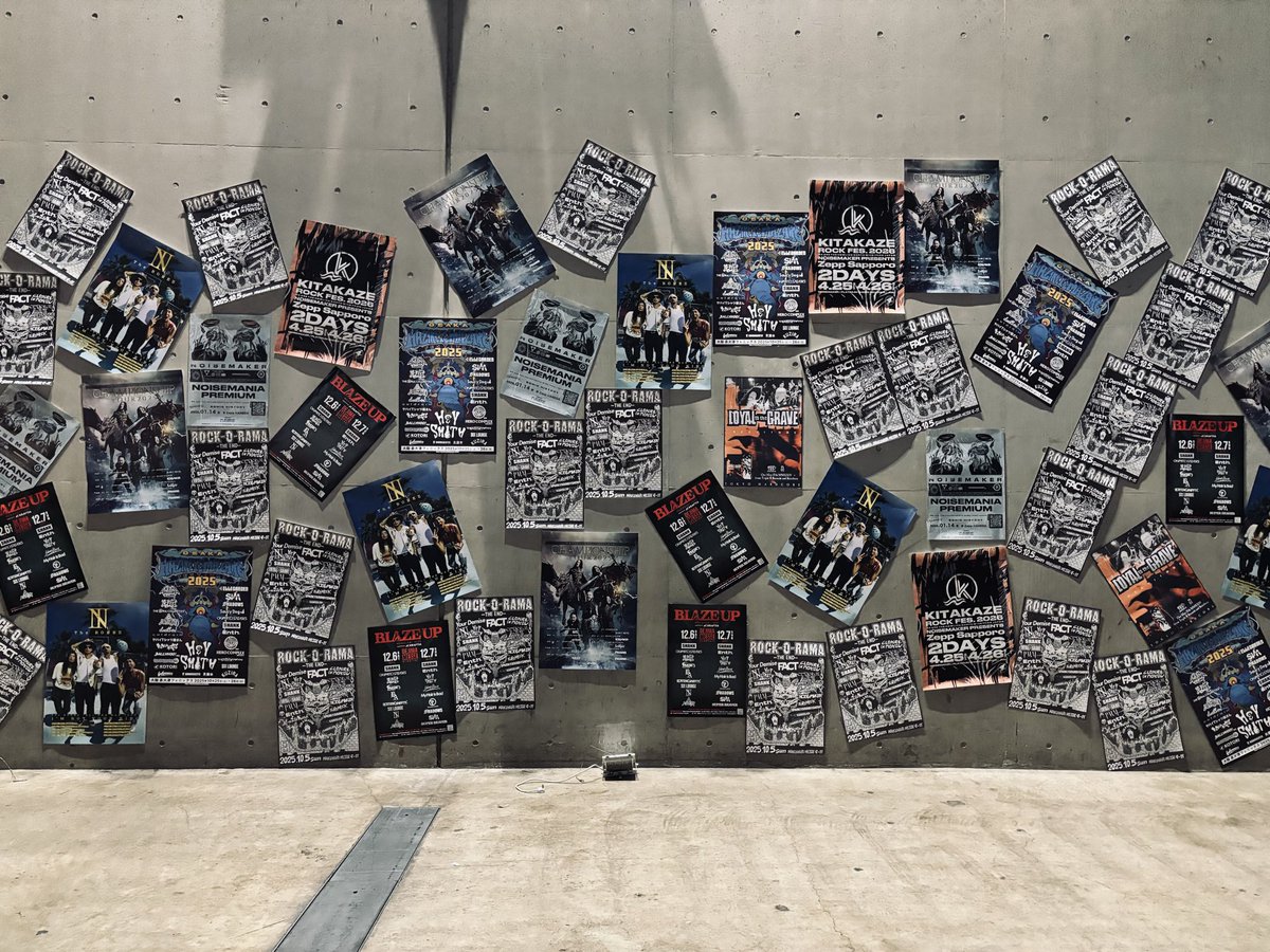 s_live_coffee's tweet image. FACT
ROCK-O-RAMA-THE END
幕張メッセ

"Thanks for the memory"

シークレットバンドがFC FiVEだったの含めて
ほんとうに最高だったラストライブ。
ありがとうFACT

 #FACT
 #ROCKORAMATHEEND
 #FCFiVE