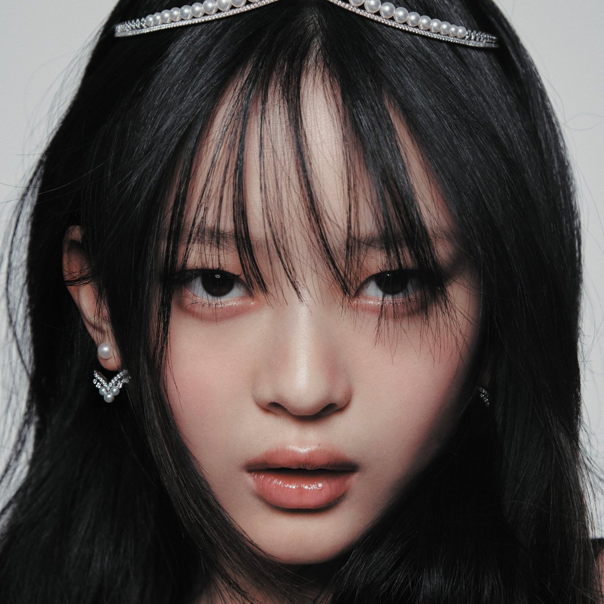 Happy 21st birthday to HANNI of NewJeans!