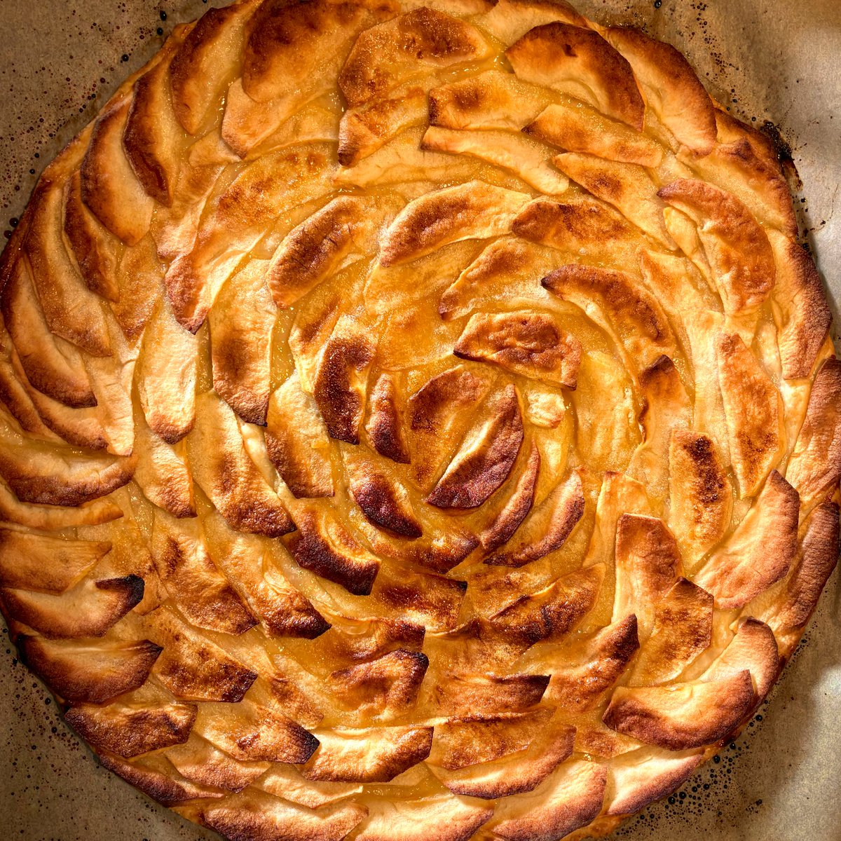 500万年ぶりにアップルタルトを作った🍎