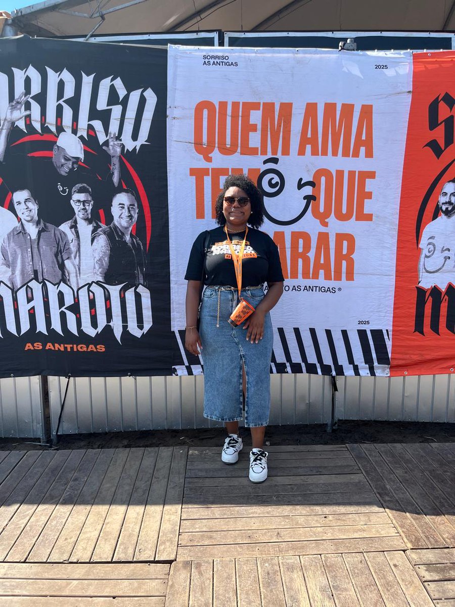Eduarda Santos tweet media