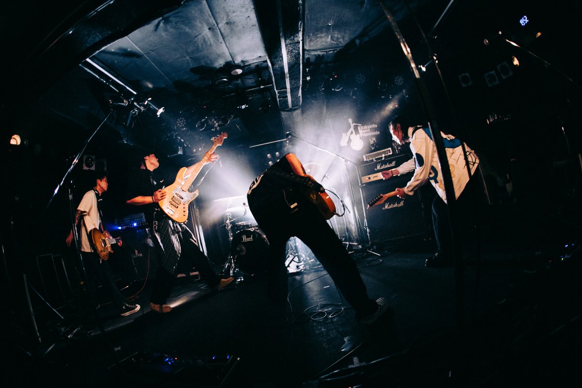 Live Go Round tweet media