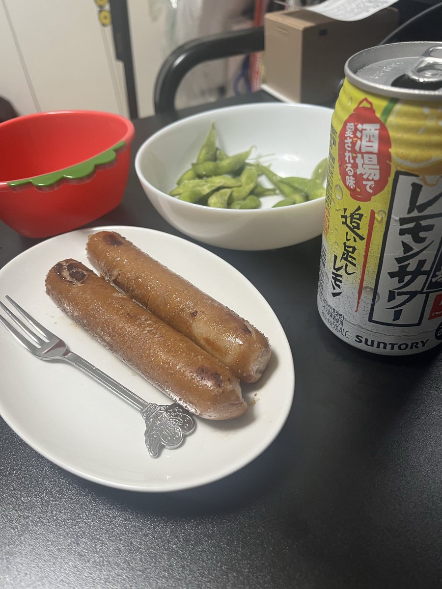 今日、スマホ紛失しててメイク衣装で撮影できなかったー。スマホは普通に楽屋にあった！！
ライブ終わってから広島風お好み焼き屋に赴き、帰ってからお酒飲みながら1人で2次会🍺