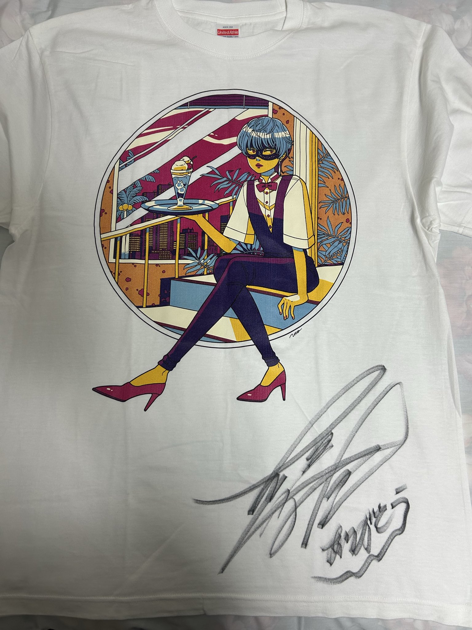 FANTASTICS直筆サイン入りTシャツ FANTASTICS 直筆サイン入りTシャツ