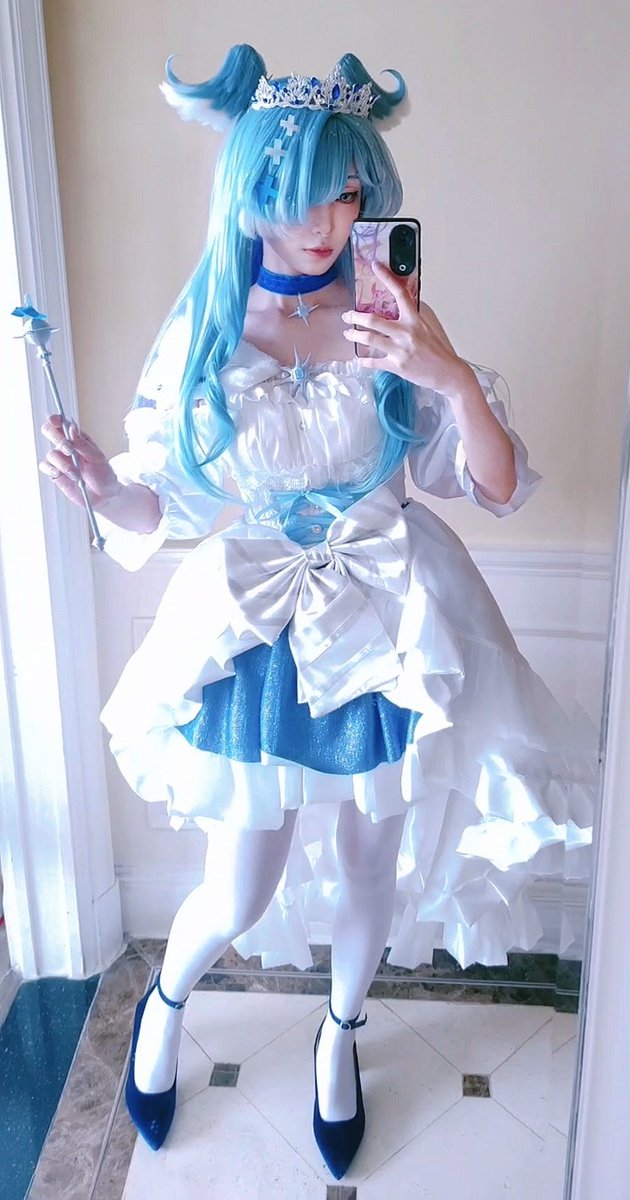 #pendorART #絵リーラ 
出了三周年的衣服💙