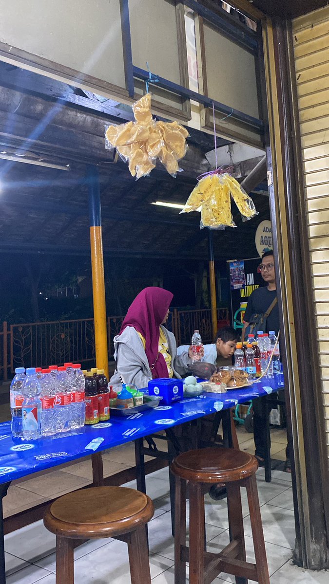 t yang ada tempat numpang mandi dong trs mau kemalang #gaysurabaya
