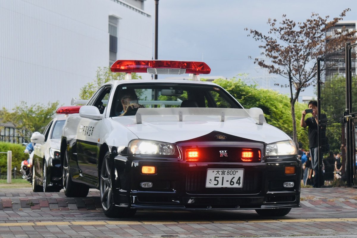 ❤︎❤︎❤︎ページ UNISEX モノグラムニットベスト – BUNNY APARTMENT