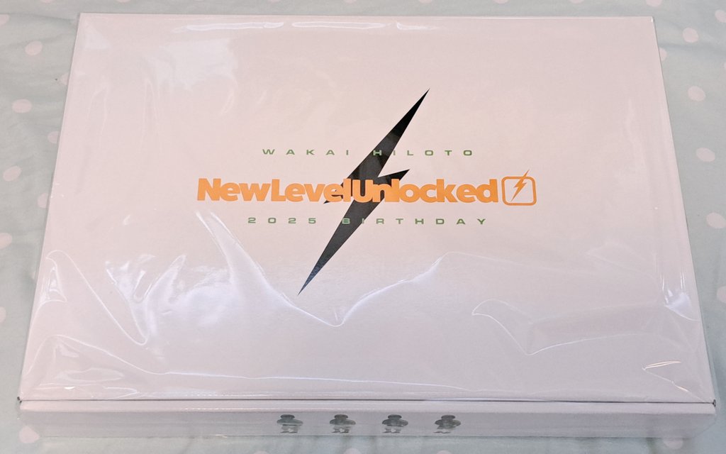 若井滉斗 バースデーボックス Wakai Hiloto「NewLevelUnlocked」- 2025 Birthday