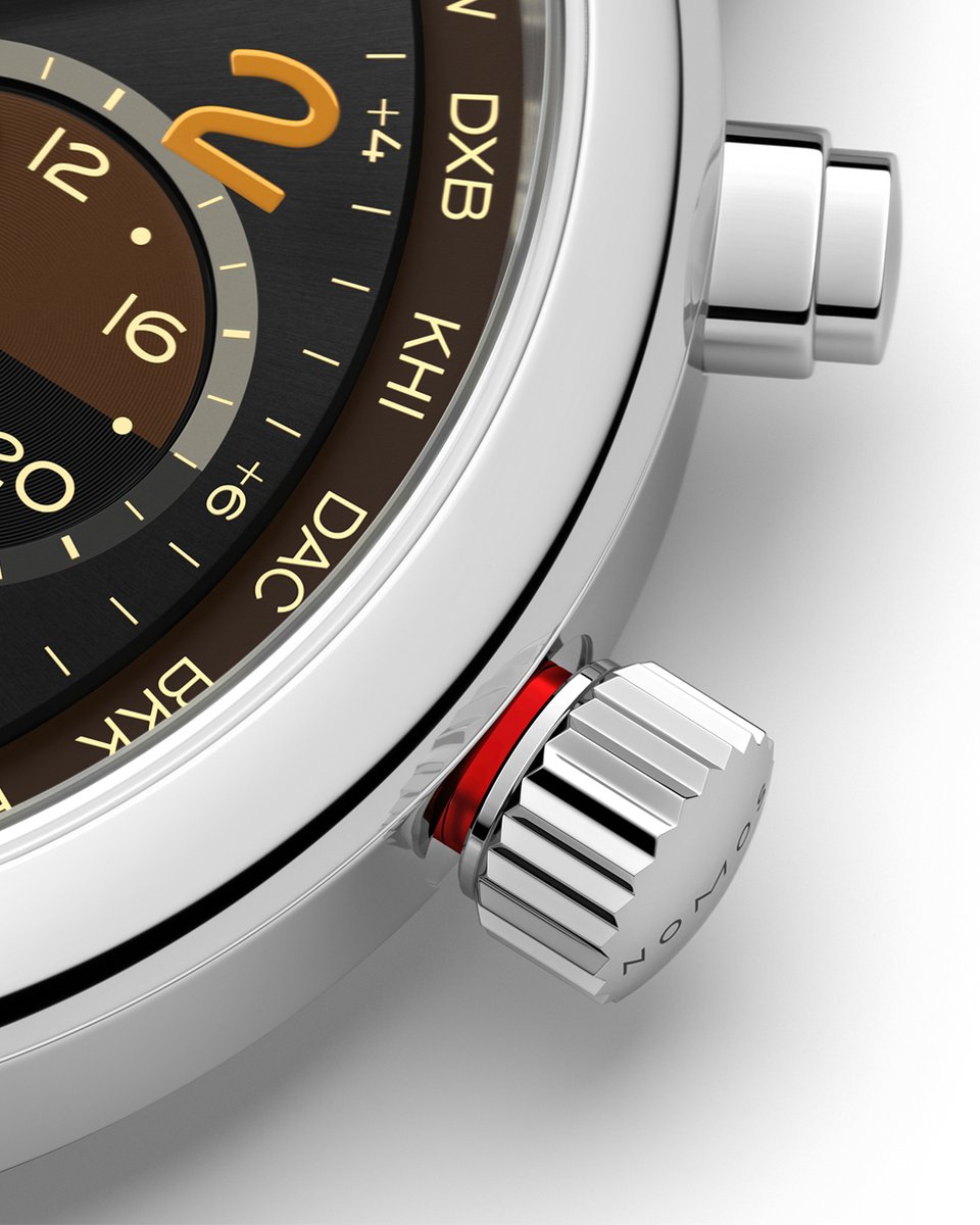 nomosglashuette's tweet image. Day and night phases on the 24-hour subdial of the #Worldtimer Grid are differentiated by color. The red warning ring shows you if the crown is fully screwed down. Superluminova-coated hands and indexes glow in the dark.

Details that matter.

nomos-glashuette.com
