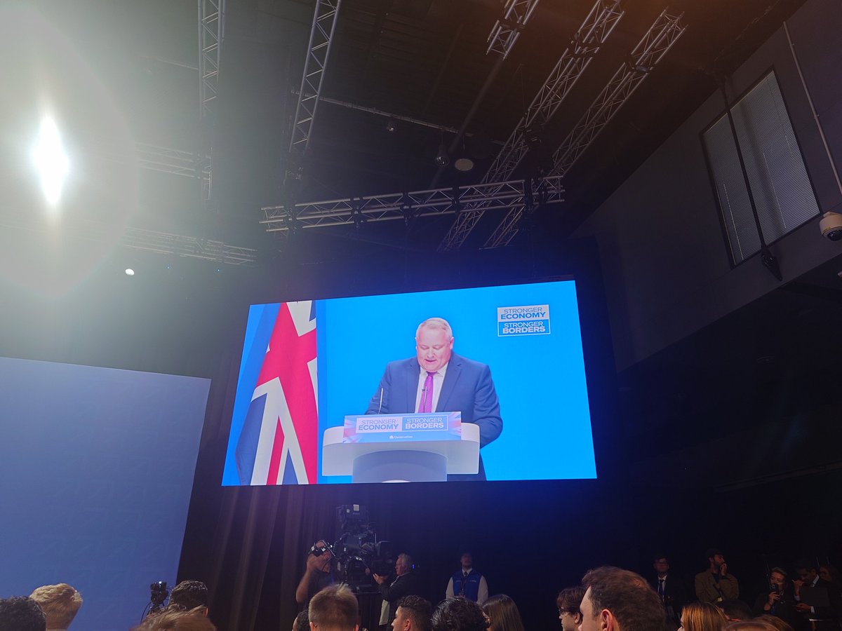 ConsFrUnion's tweet image. Hearing from @ScotTories Russell Findlay and @WelshConserv Darren Millar. Only the Conservatives are standing up for the Union.