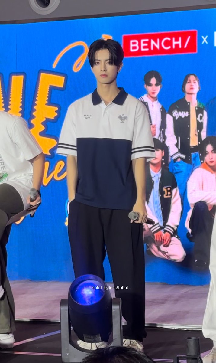 [🌟]

HORI7ON KYLER ♡

LIVE AND SIGNED WITH HORI7ON

#BENCHxHORI7ONFanSignEvent
#HORI7ON #호라이즌
#HORI7ON_KYLER 
<a href="/HORI7ONofficial/">HORI7ONofficial</a>
<a href="/benchtm/">BENCH/</a>