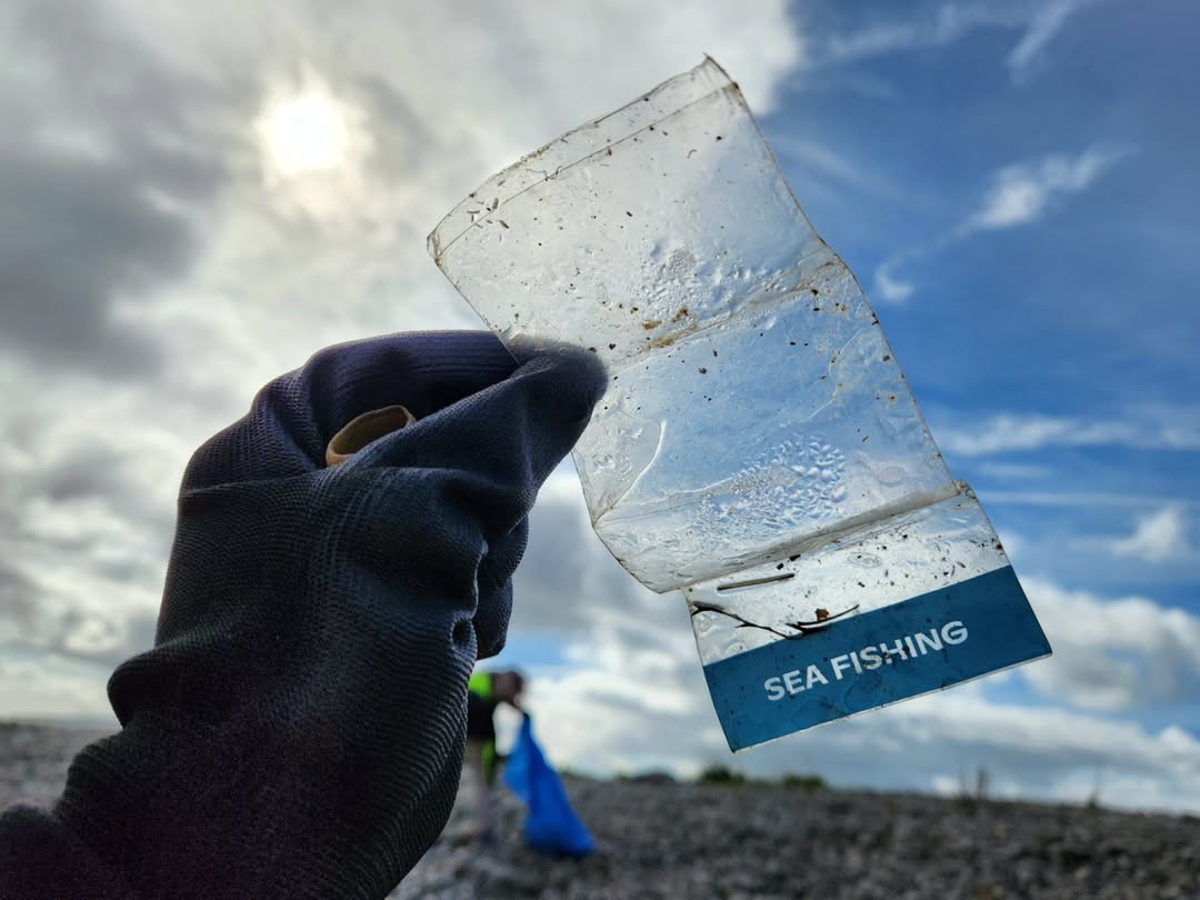 More fantastic #BigBeachClean25 photos from the incredible beach-cleaning volunteers at @Sandlarks  💙📸

These dedicated volunteers removed 105kgs of litter from Furbo, Galway what a smashing effort! 🌊♻️

#CleanCoasts #InternatonalCoastalCleanup <a href="/OurOcean/">Ocean Conservancy</a> @Kia_Ireland