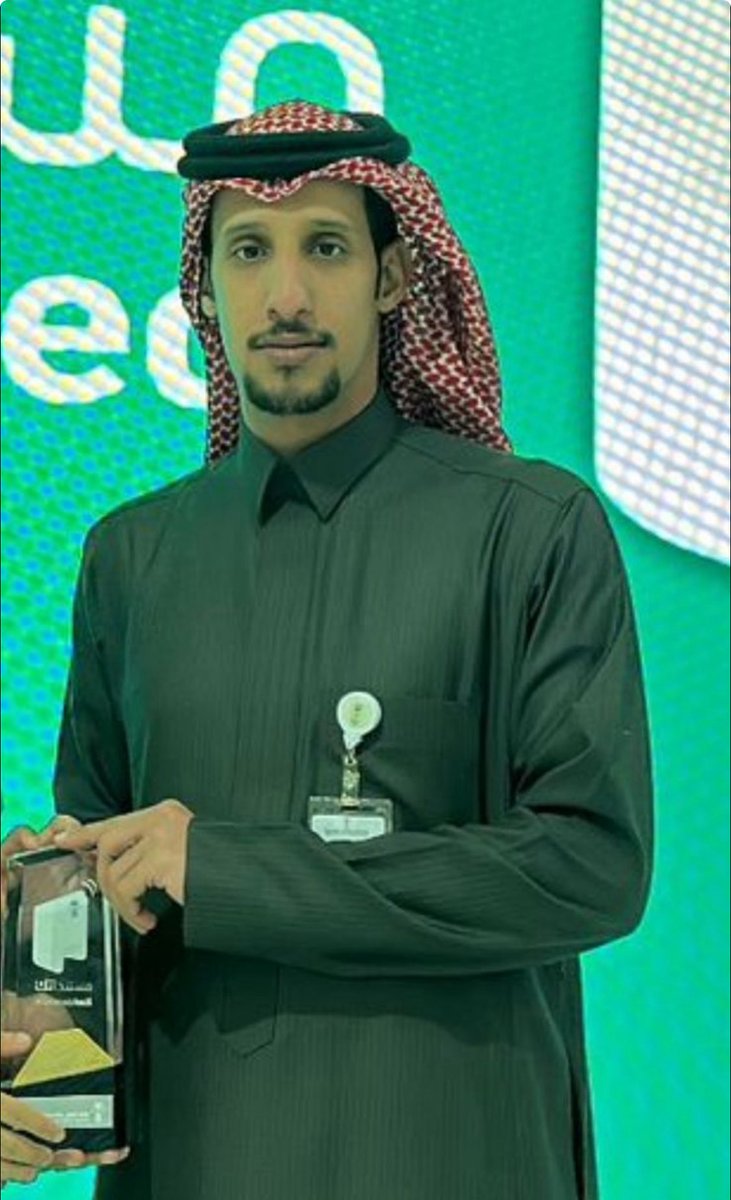صدر قرار المهندس بندر الروقي مدير مركز الوثائق والمحفوظات بوزارة النقل بتعيين الاستاذ ناصر بن سعد المخلفي رئيساً لتطوير الانظمة والتحول الرقمي .
سائلين الله له التوفيق والسداد