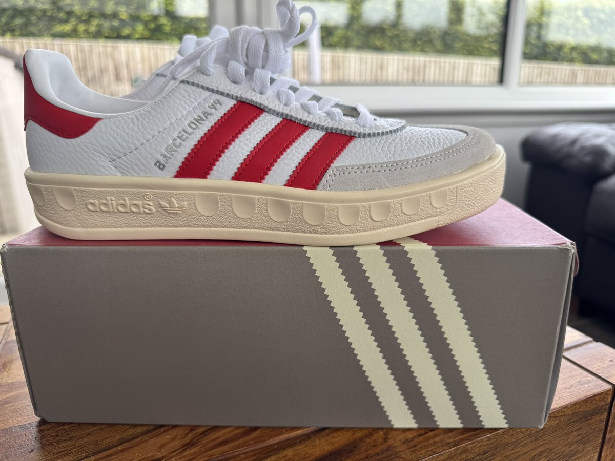 M30WLC's tweet photo. @adiFamily_ @elplucko adidas Barcelona 99 Manchester United UK6 EH1565 08/19 BN OG Box
No tags, only ever tried on
£70 TYD PayPal F&amp;F

@T_C__B_S_T https://t.co/nQ41vNtZgc