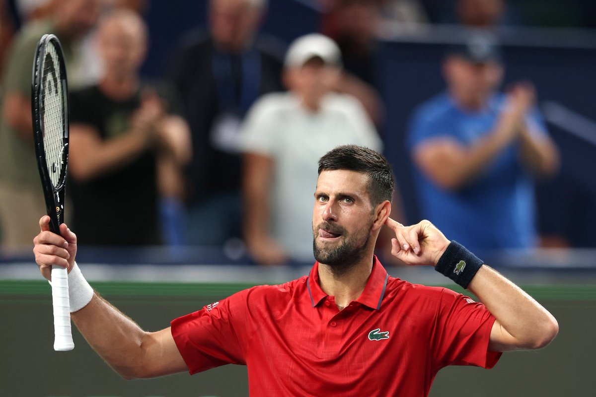jmgmoron's tweet photo. No somos conscientes del deportista tan grande que es Novak Djokovic.

A sus 38 años ha ganado 21 de sus últimos 24 partidos en el circuito.

Sus tres derrotas vienen ante Sinner (x2) y Alcaraz.

Si no existieran Jannik y Carlos, estoy seguro que seguiría ganando Slams.

Animal. https://t.co/vFj2rPrWDu