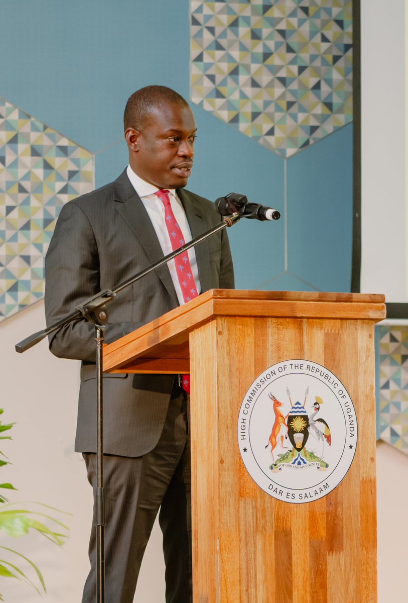 mugarra's tweet photo. We launched Uganda's first roadshow in Port Louis, Mauritius. Thank ambassador @Col_FMwesigye Uganda's High Commisioner to Dareslam and his team for putting the event together. https://t.co/lytIDhNxYl