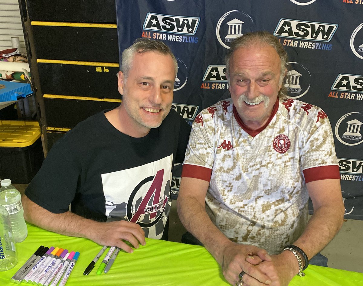 Got to tell Jake he's the reason I love wrestling. 

Here's my Jake Eras video. 
youtu.be/eoY8rD7FbF8?si…