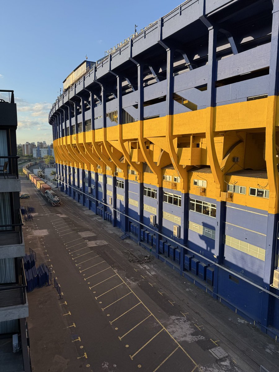 Buen día! Algo más lindo que despertar frente al templo?
Hoy #ElUnicoGrande 💙💛💙