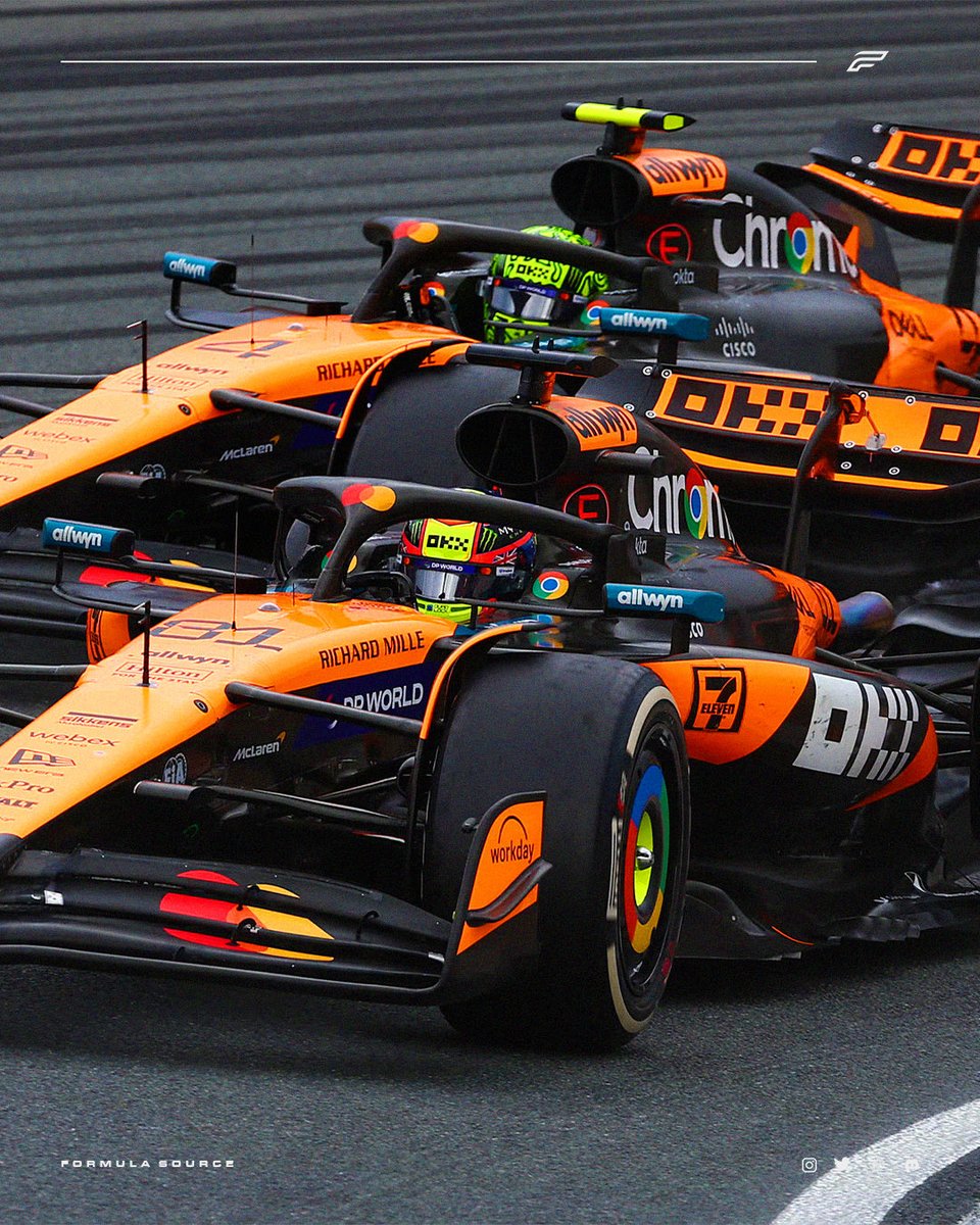 FormulaSourceIG's tweet image. Congratulations to #McLaren for adding another World Constructor Championship trophy to their collection! 🏆

Following a good winning season back in 2024, well done to them once again! 🥇💯

#F1 #SingaporeGP 🇸🇬