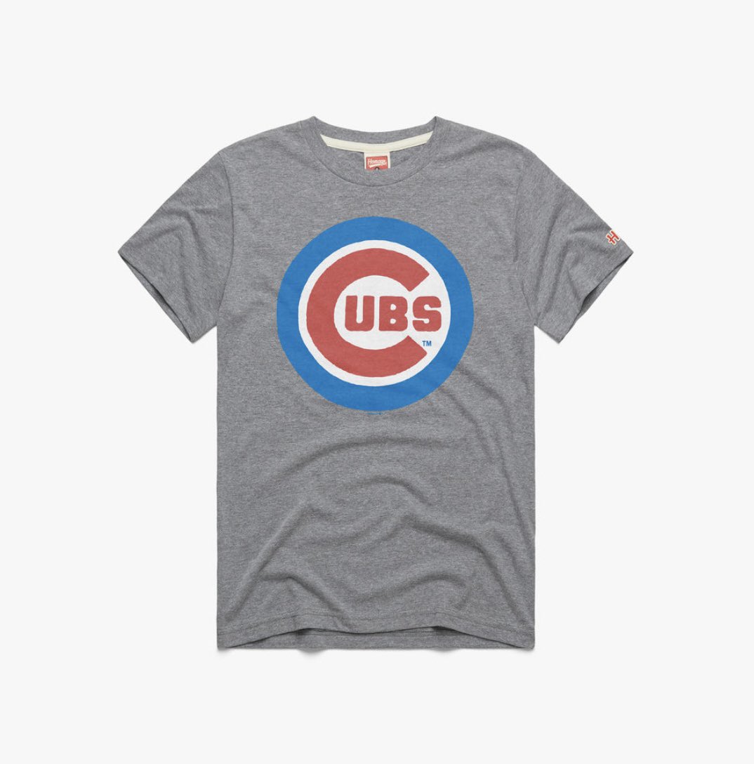 312SportsCards1's tweet image. 🐻⚾️ If the Cubs take Game 2, we’re giving 1️⃣ lucky fan their pick of shirts below 👇 All you gotta do is smash that LIKE &amp;amp; you’re safe! #BeHereForIt  #FlyTheW