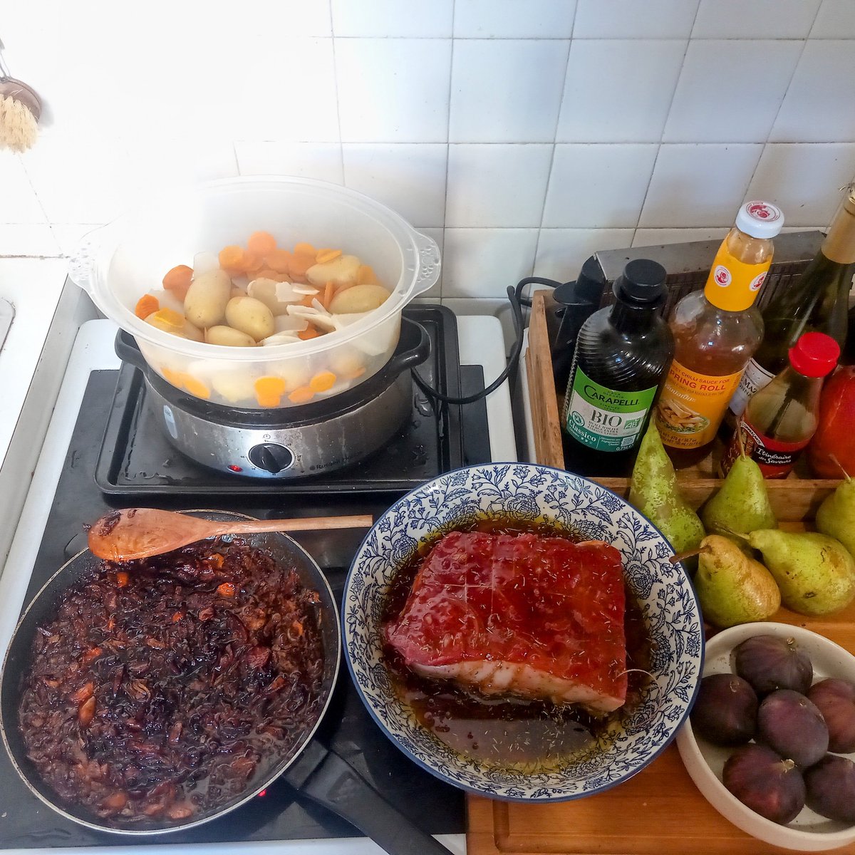 S'prépare quet'chose.
🤫

(carniste, hein)

#LeRôtiAuxFiguesCestLaVie