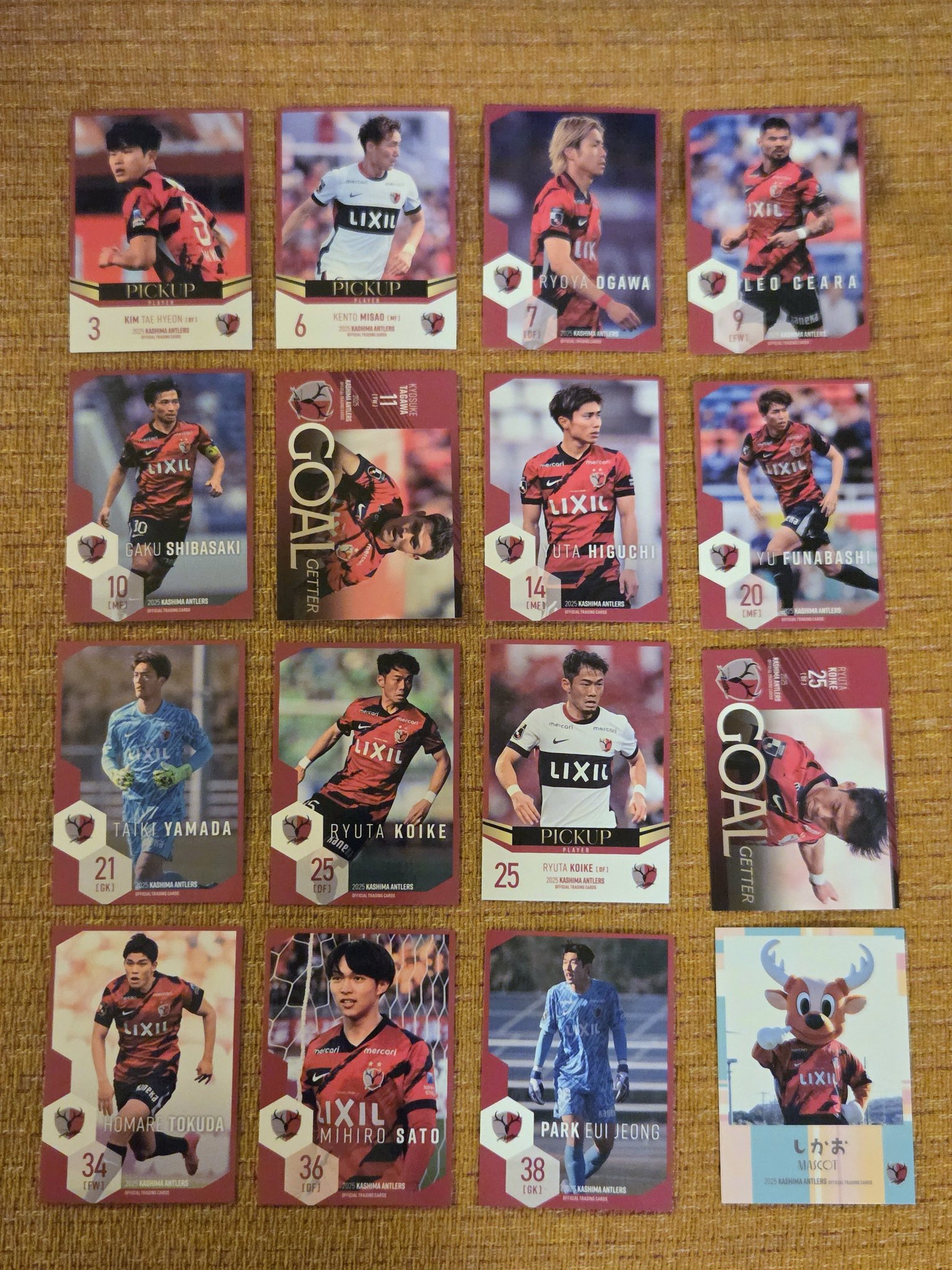 鹿島アントラーズ オフィシャルトレーディングカード2025 新品未